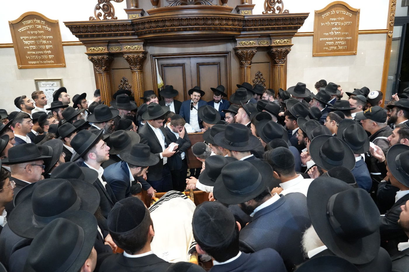 הלווית הגאון רבי יעקב זכריה זצ"ל