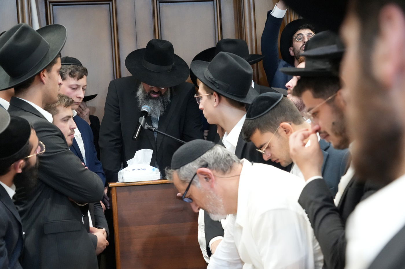 הלווית הגאון רבי יעקב זכריה זצ"ל