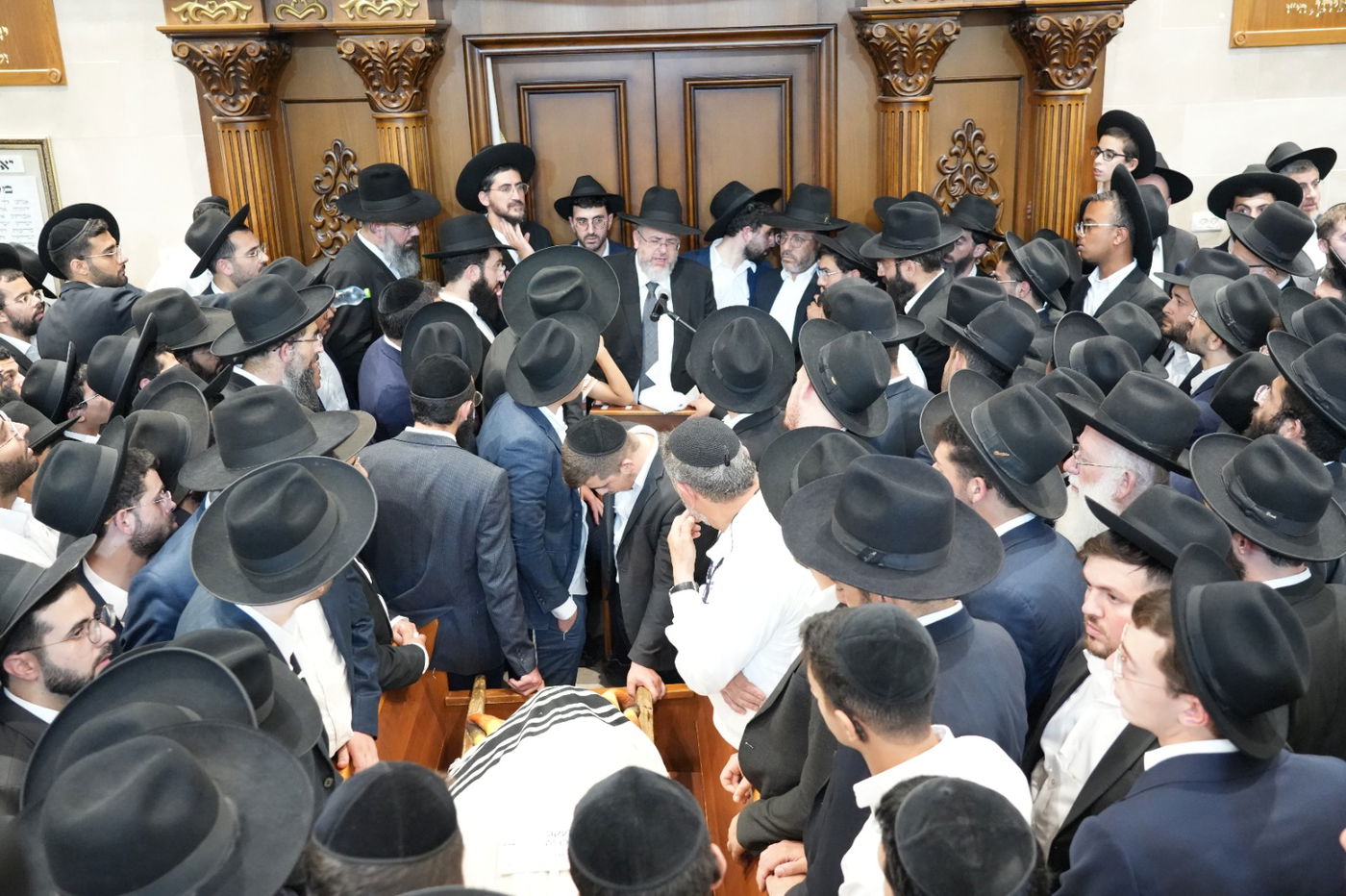 הלווית הגאון רבי יעקב זכריה זצ"ל