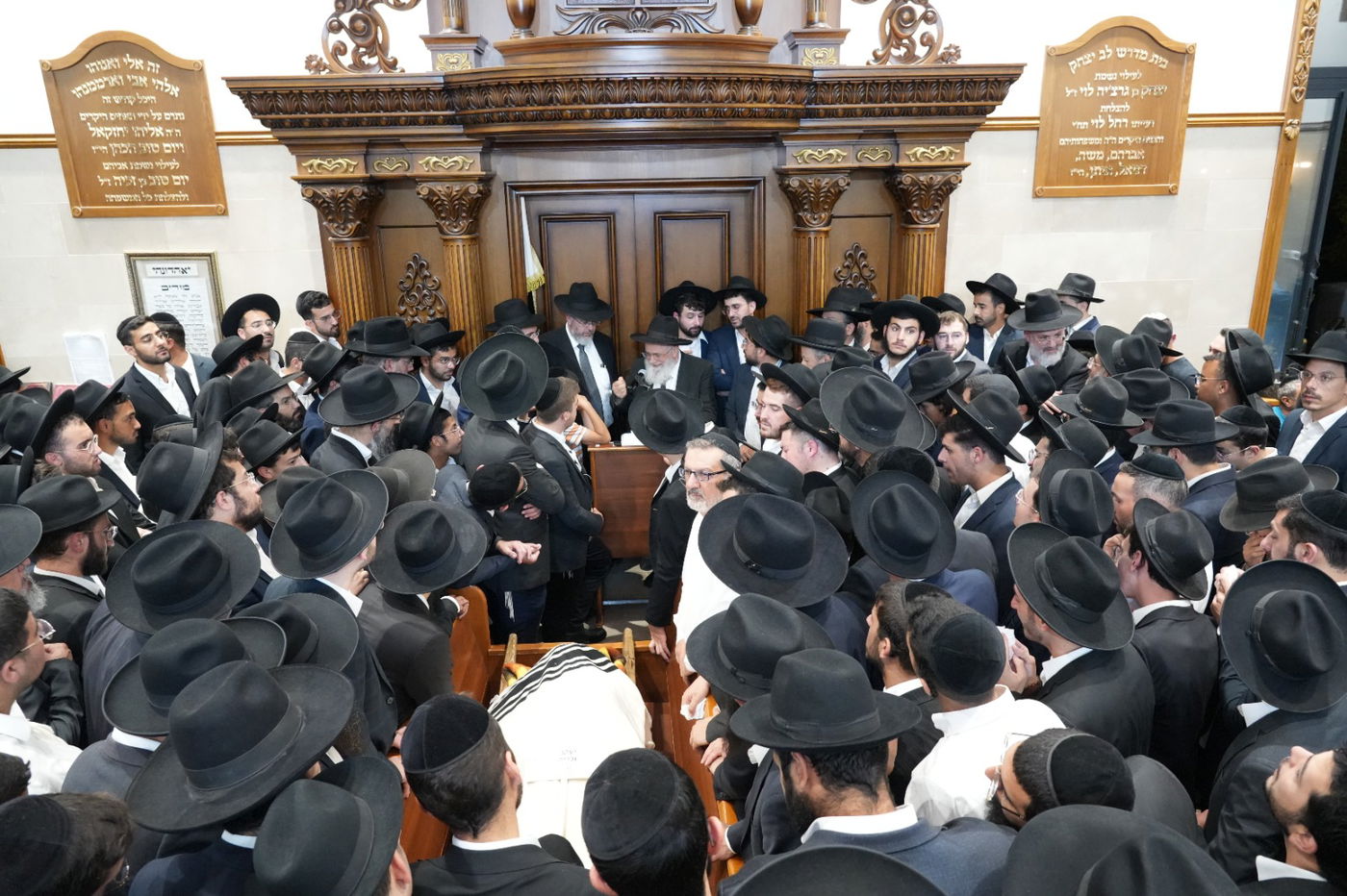 הלווית הגאון רבי יעקב זכריה זצ"ל