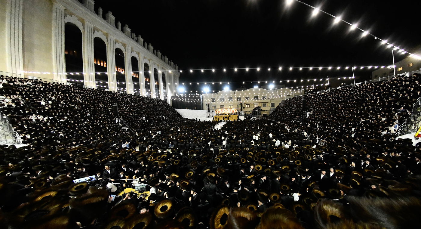 שמחת בר המצווה לנכד האדמו"ר מבעלזא
