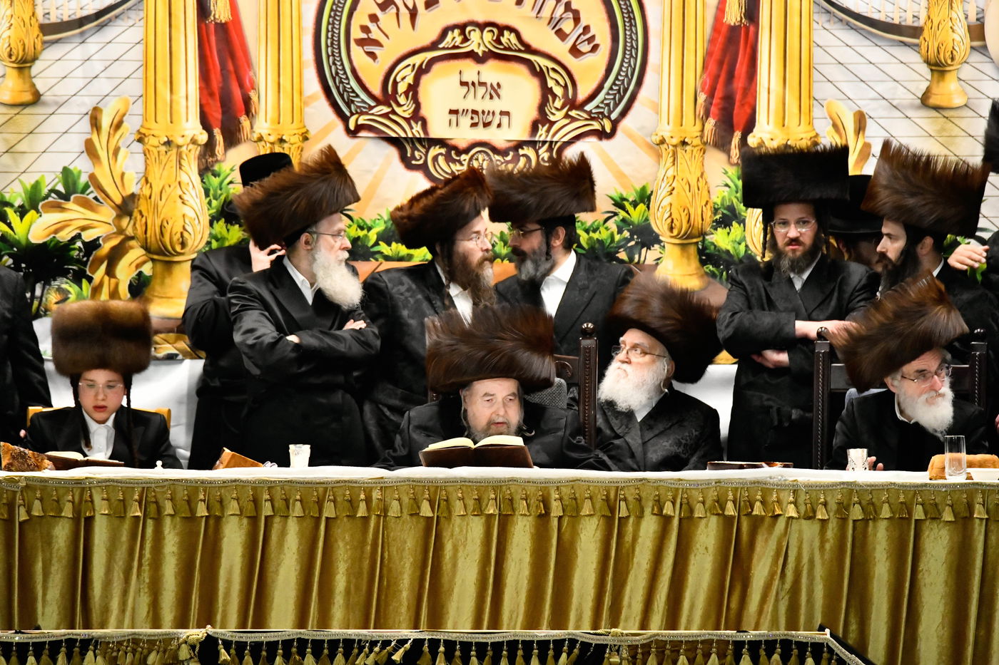 שמחת בר המצווה לנכד האדמו"ר מבעלזא