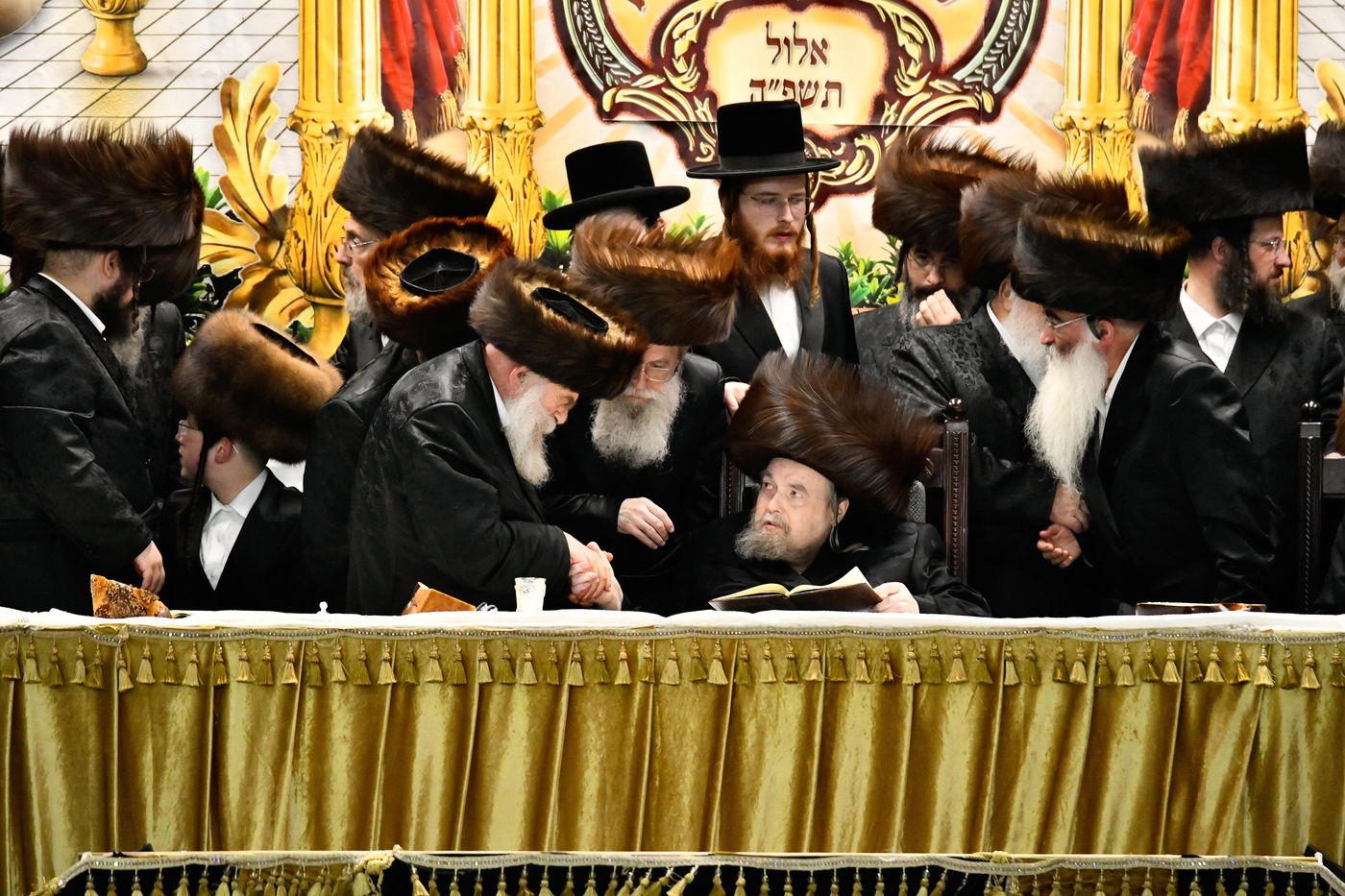 שמחת בר המצווה לנכד האדמו"ר מבעלזא