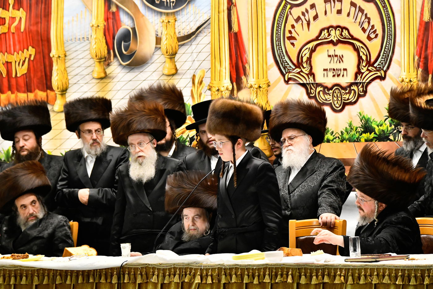 שמחת בר המצווה לנכד האדמו"ר מבעלזא