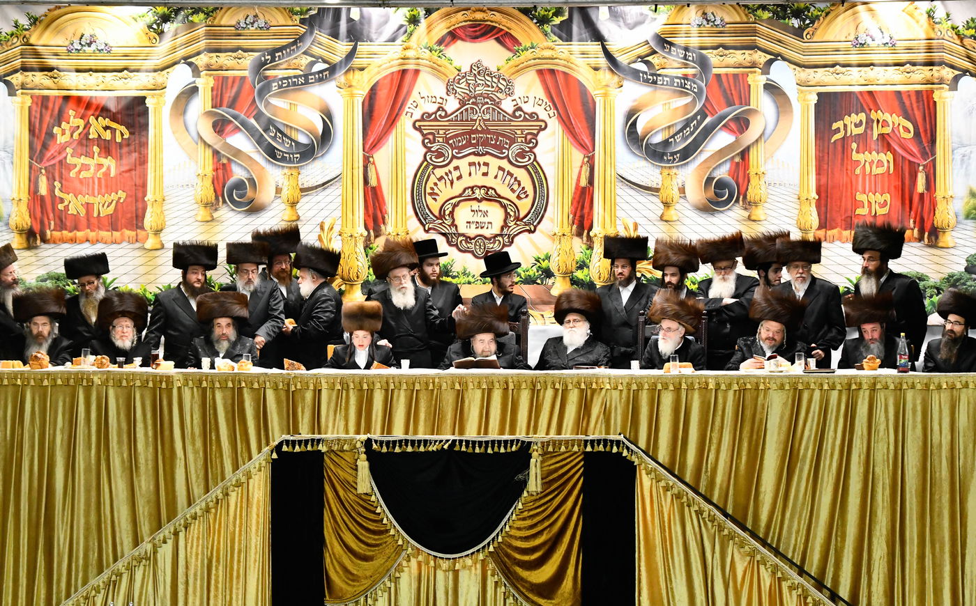 שמחת בר המצווה לנכד האדמו"ר מבעלזא