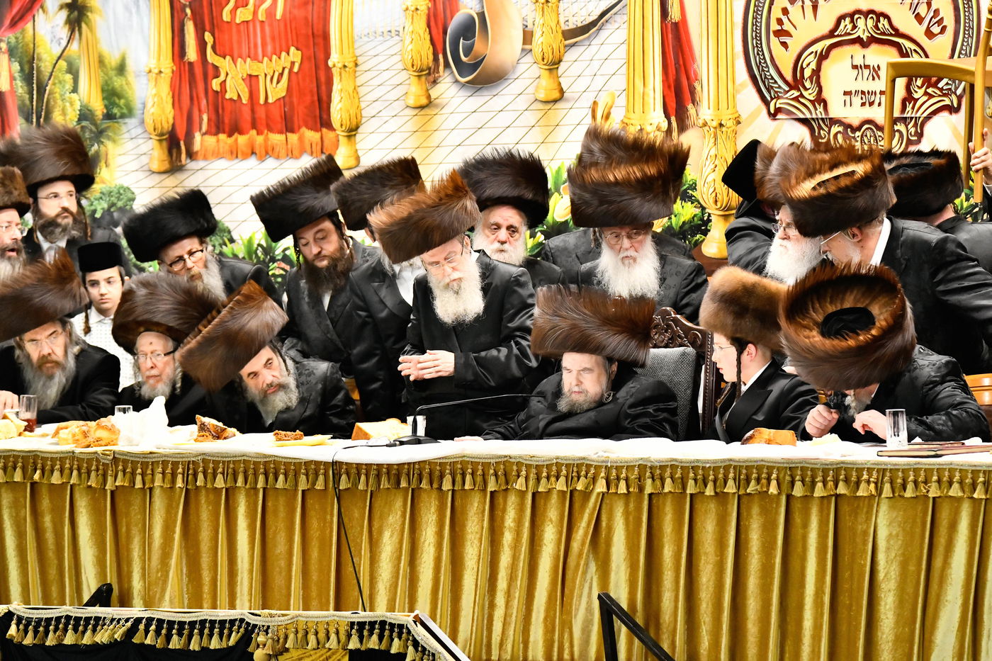 שמחת בר המצווה לנכד האדמו"ר מבעלזא