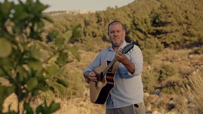 משה צבי הגדול בסינגל על מבחן האמונה של רבי נחמן: "קמיניץ"