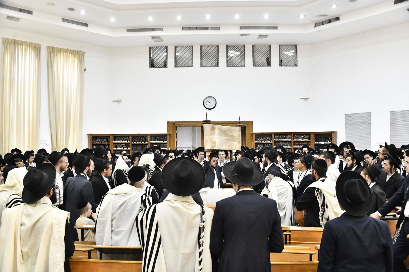 התרת נדרים בישיבת סלבודקה