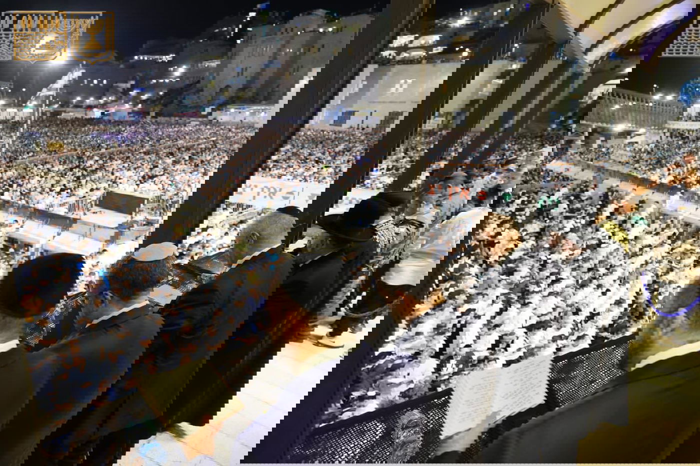 רבבות זעקו בכותל המערבי במעמד הסליחות המרכזי והתרת נדרים וקללות