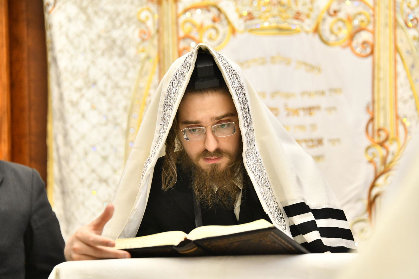 האדמו"ר מסאדיגורה בהתרת נדרים ער"ה