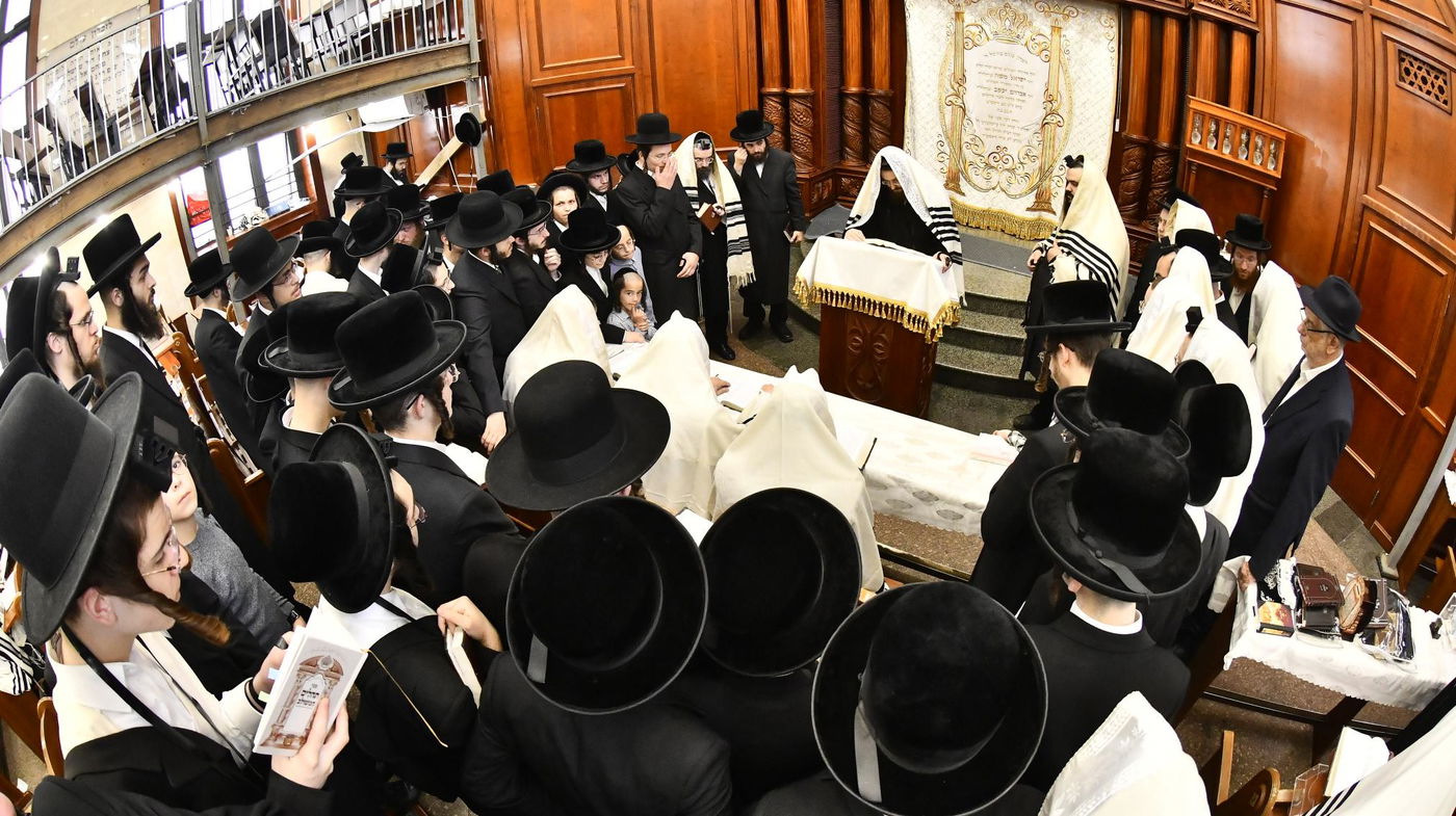 האדמו"ר מסאדיגורה בהתרת נדרים ער"ה