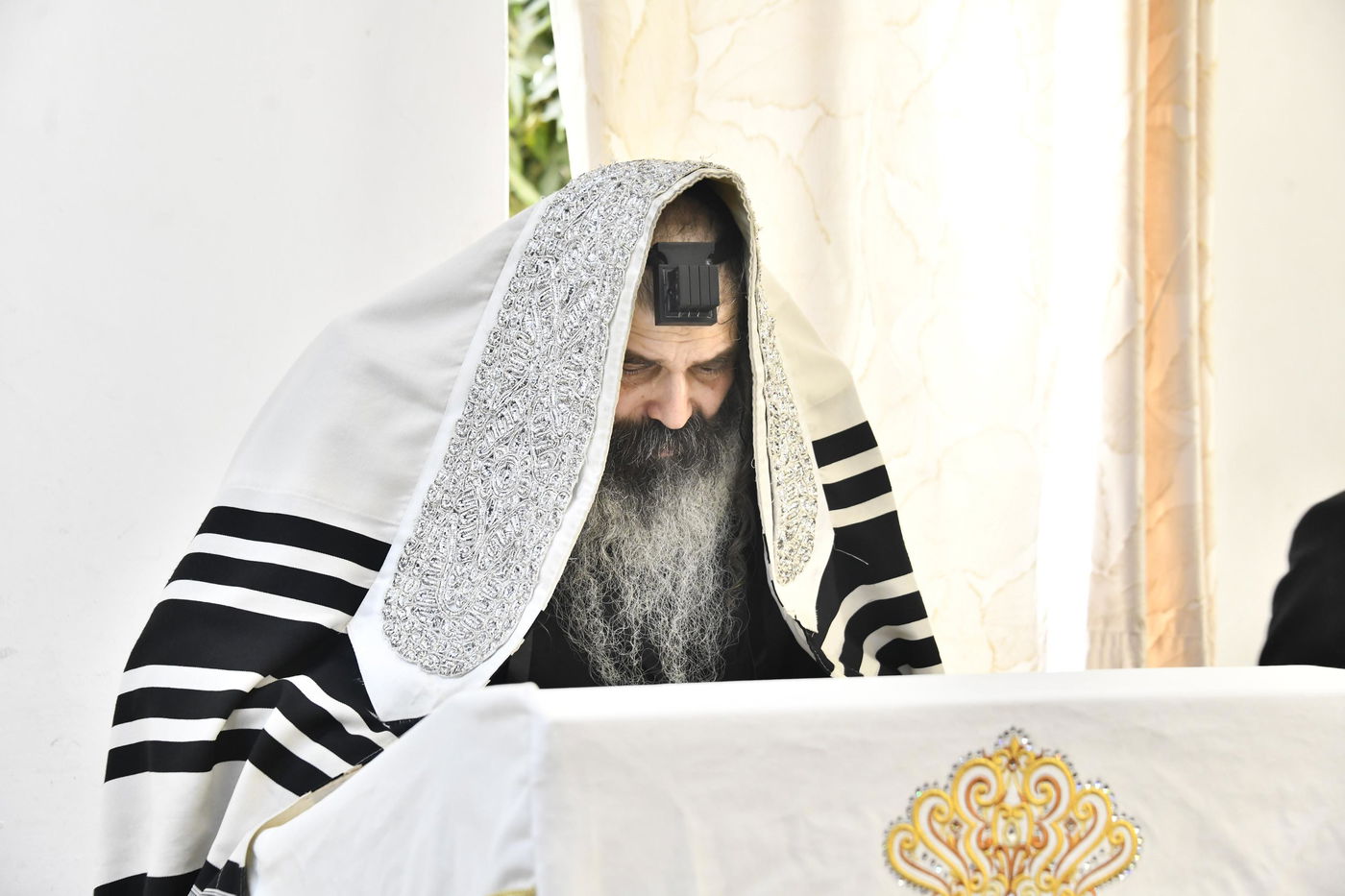 האדמו"ר מזוטשקא בהתרת נדרים