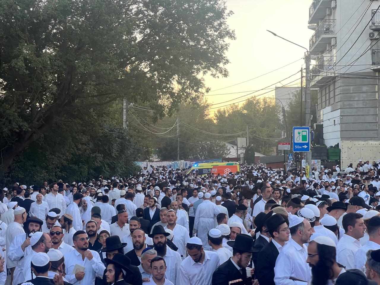 תשליך בראש השנה באומן