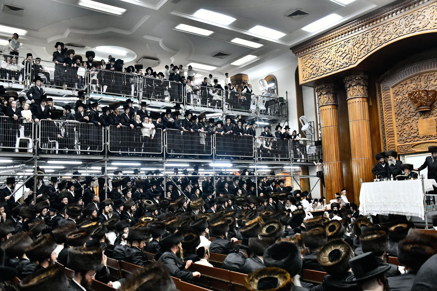 טיש נעילת החג ראש השנה בחצה"ק רחמסטריווקא