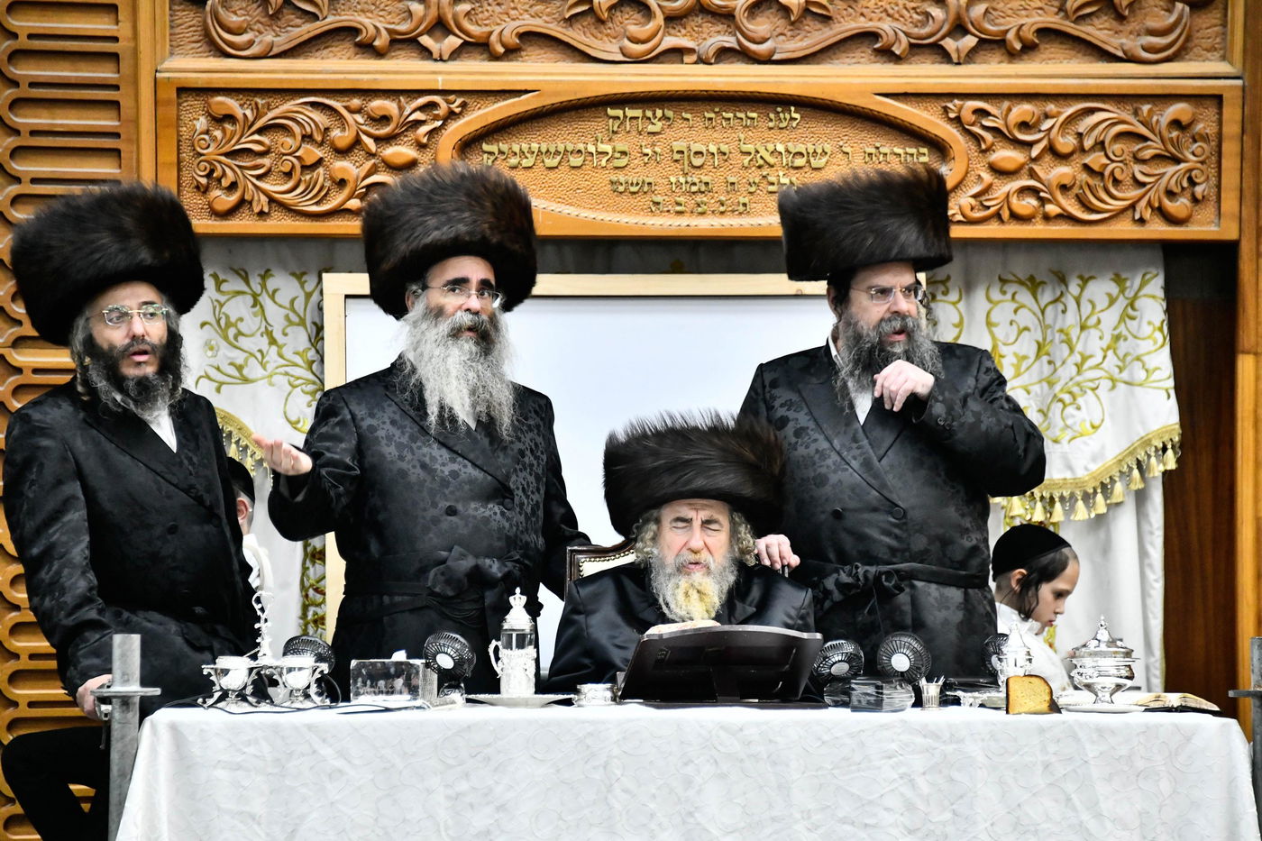 טיש נעילת החג ראש השנה בחצה"ק רחמסטריווקא