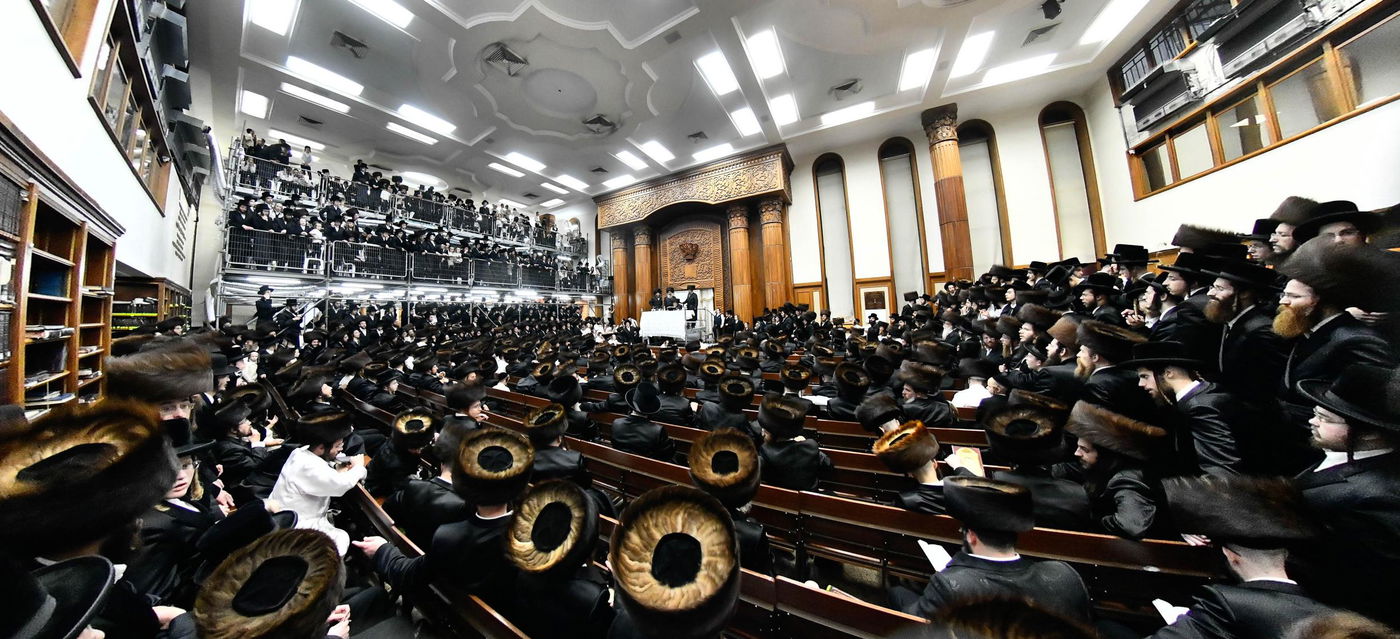 טיש נעילת החג ראש השנה בחצה"ק רחמסטריווקא