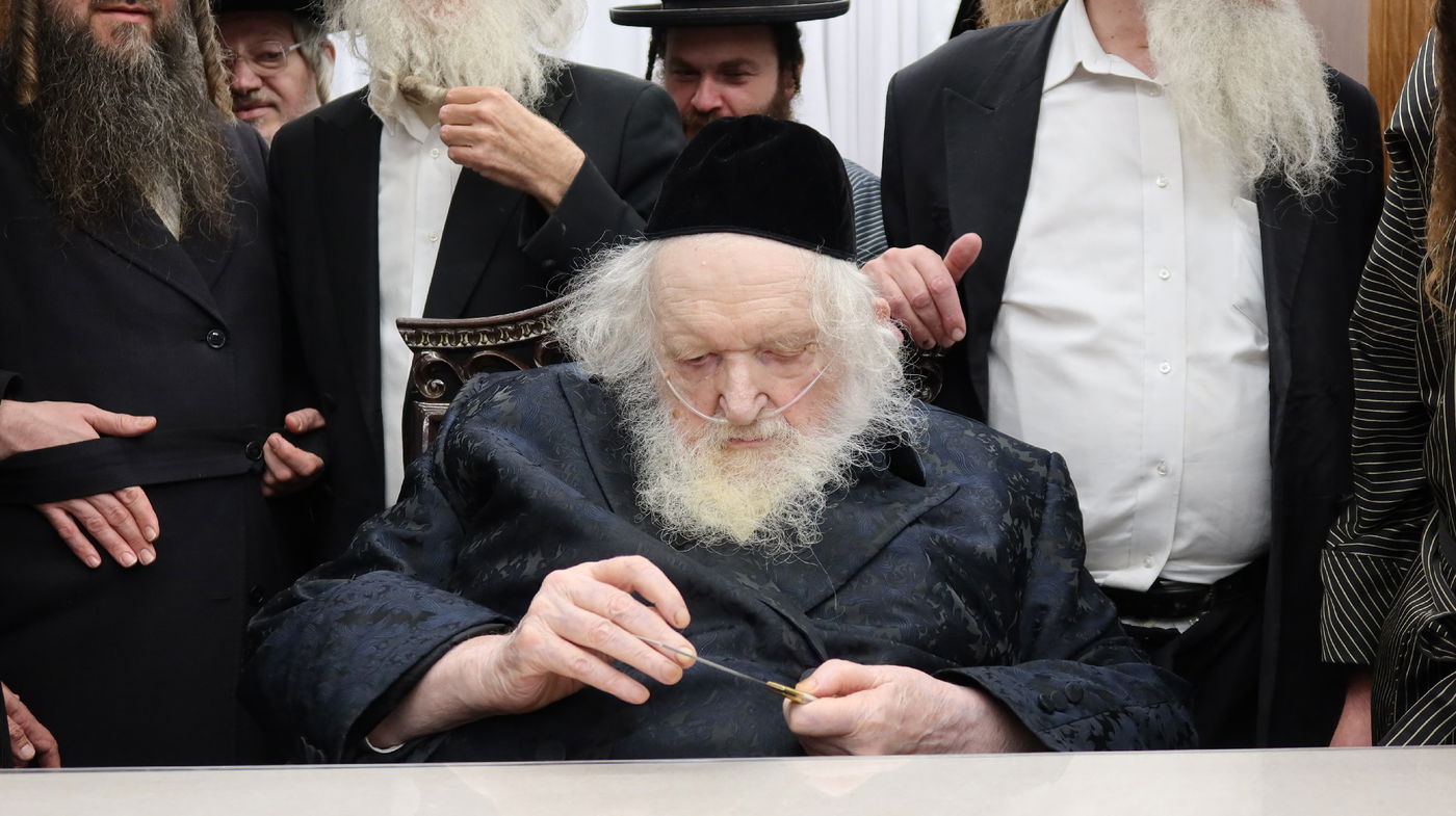 הגר"מ שטרנבוך בבדיקת סכיני השוחטים