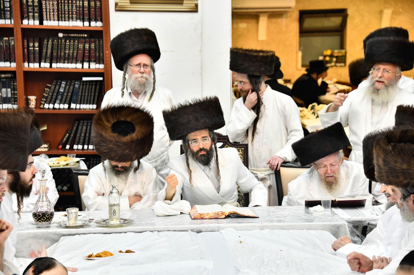 נעילת החג בחצה"ק זוועהיל