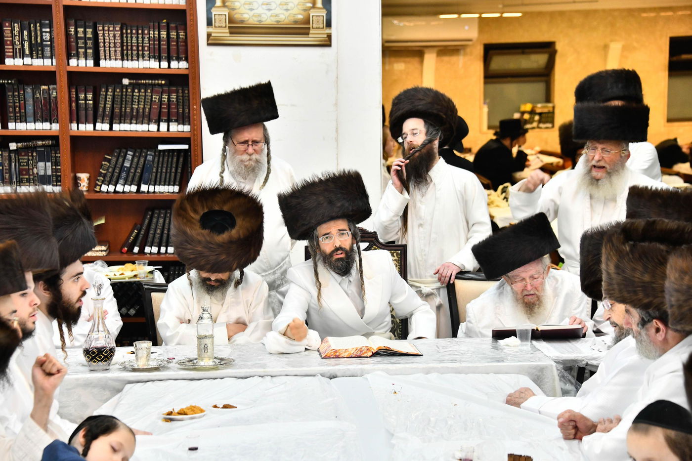 נעילת החג בחצה"ק זוועהיל