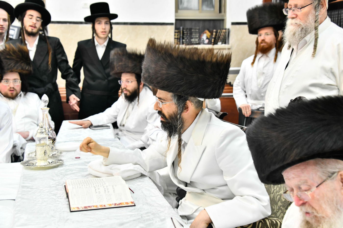 נעילת החג בחצה"ק זוועהיל