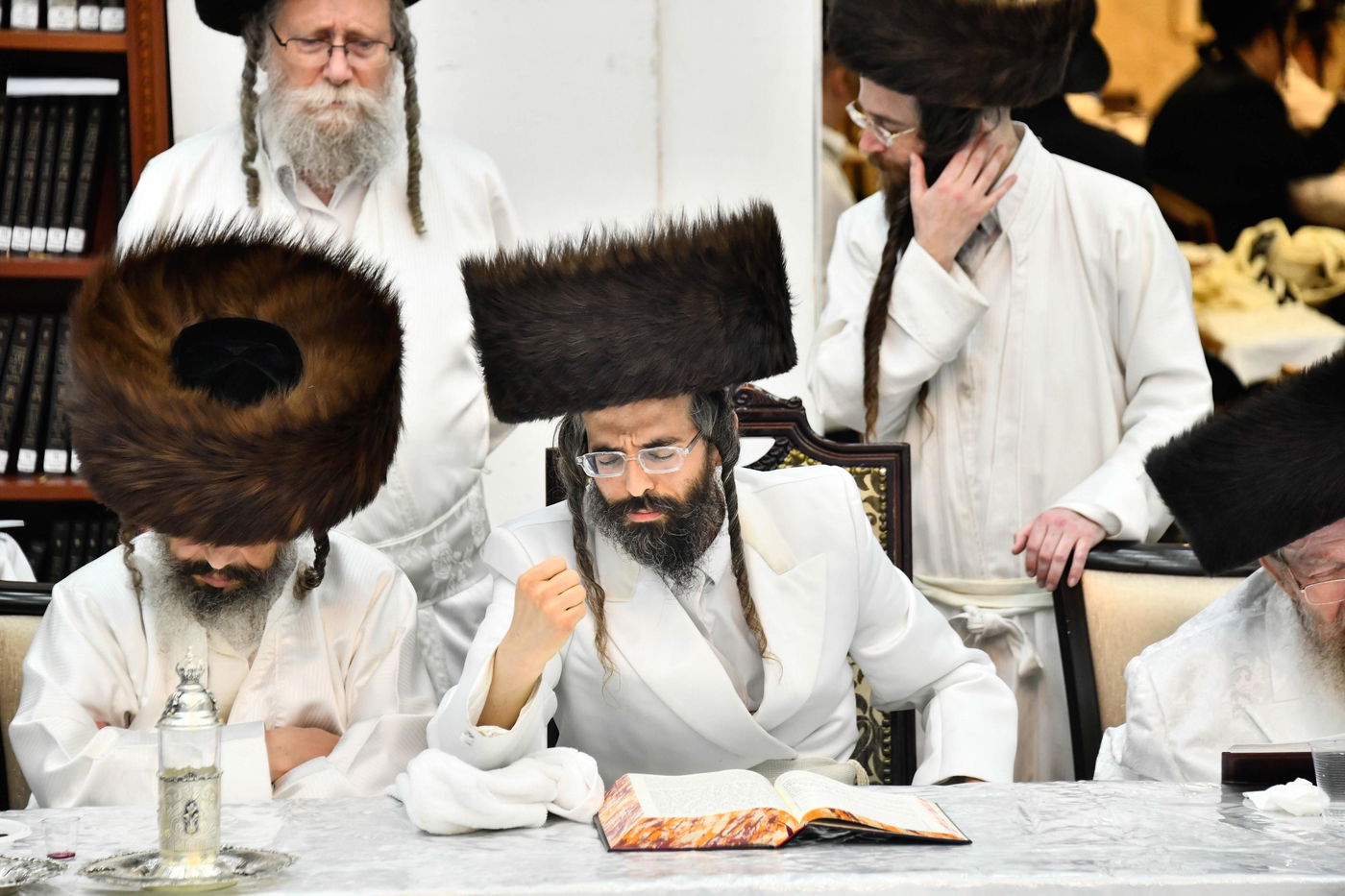 נעילת החג בחצה"ק זוועהיל