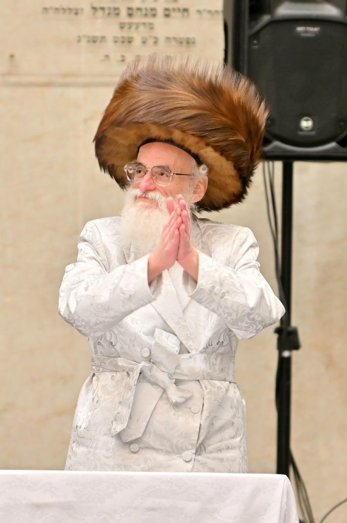 ערב ומוצאי ר"ה בחצה"ק ויזניץ