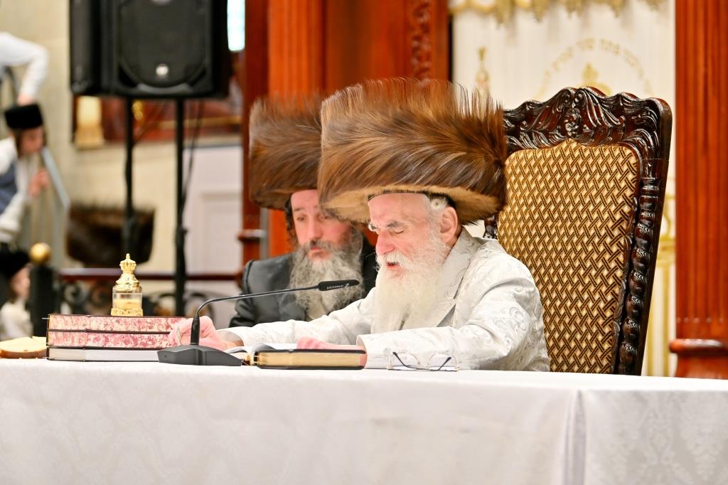 ערב ומוצאי ר"ה בחצה"ק ויזניץ