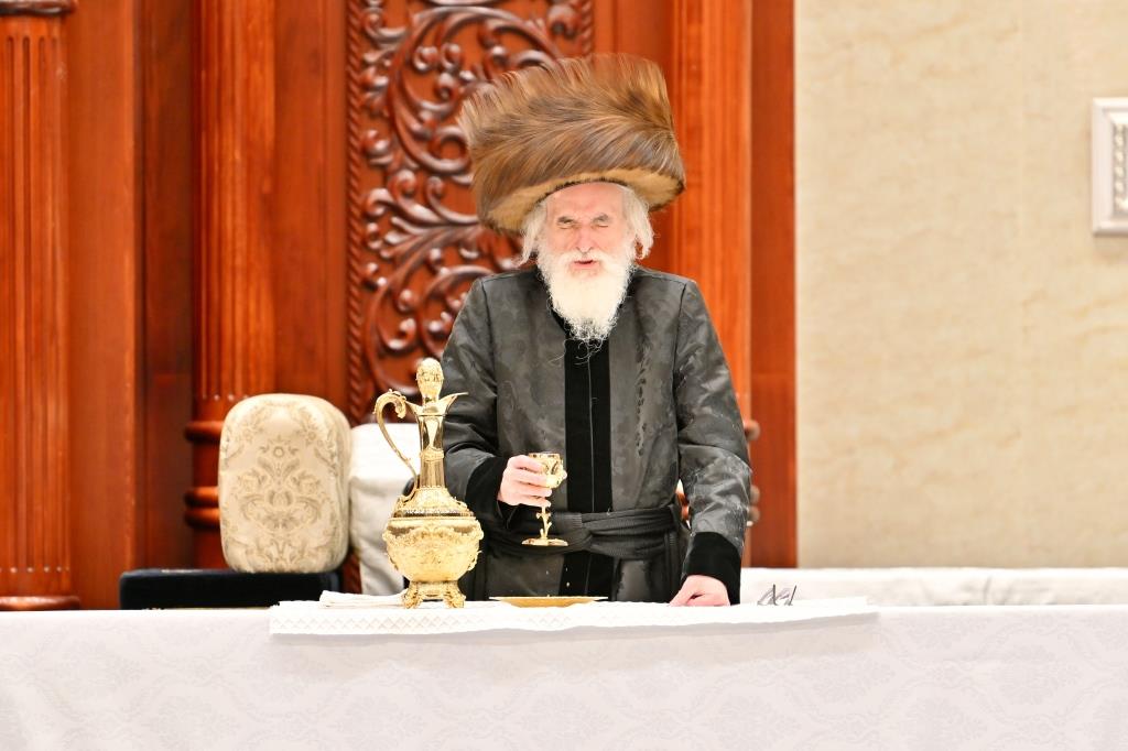 ערב ומוצאי ר"ה בחצה"ק ויזניץ