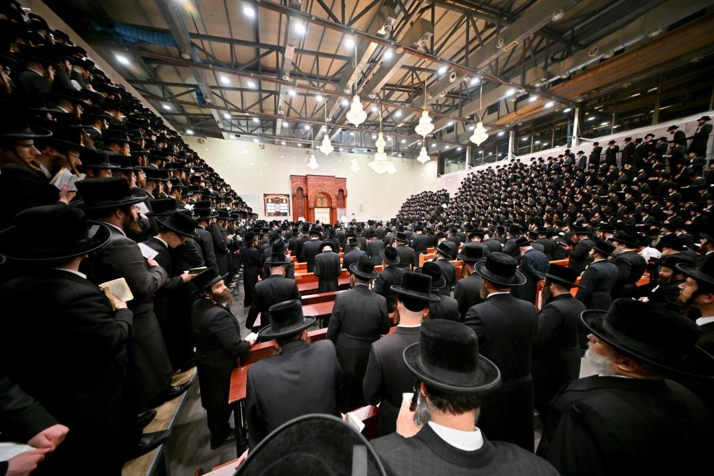 ערב ומוצאי ר"ה בחצה"ק ויזניץ