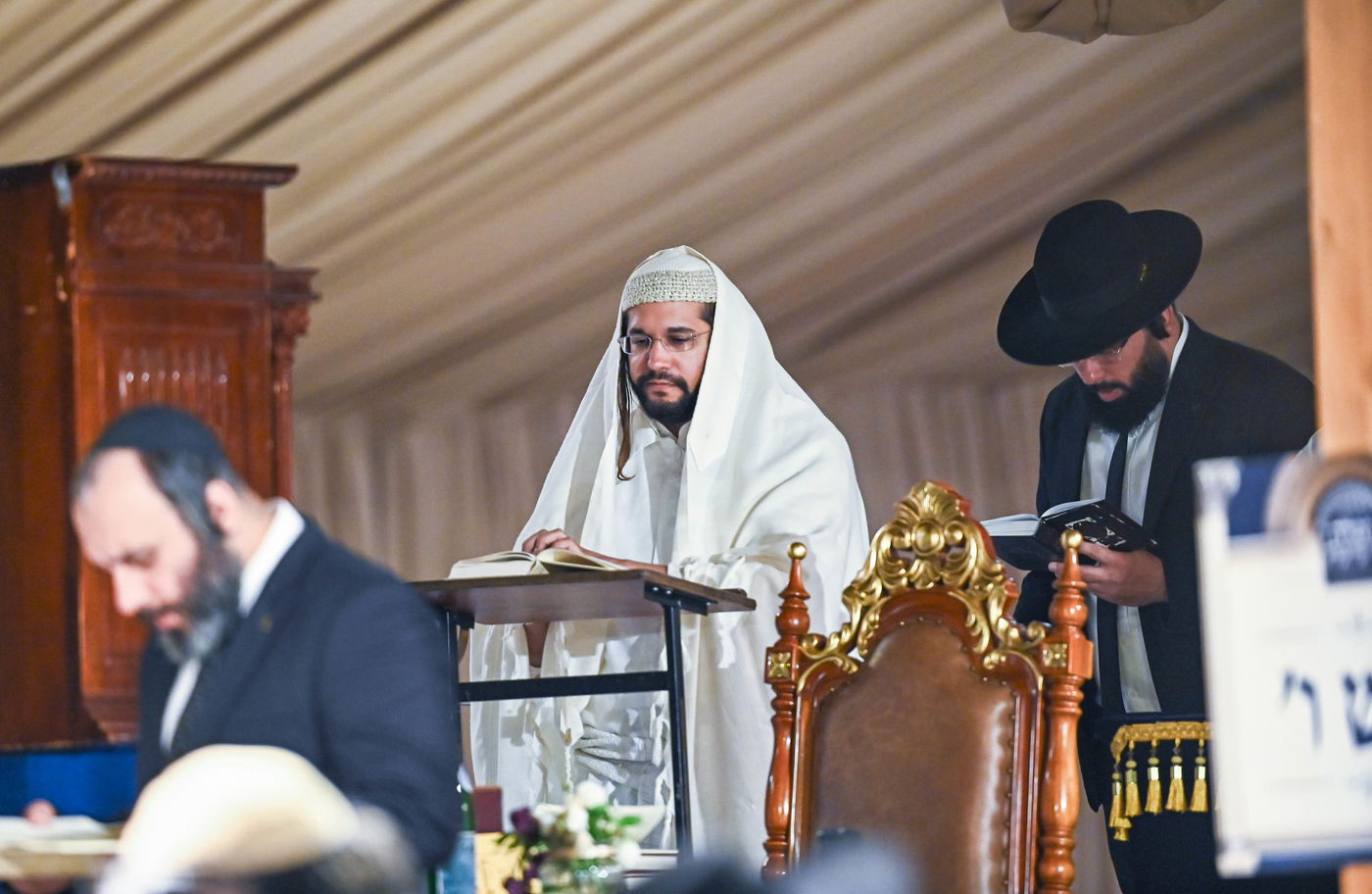 מוצאי ראש השנה אצל הגאון הינוקא