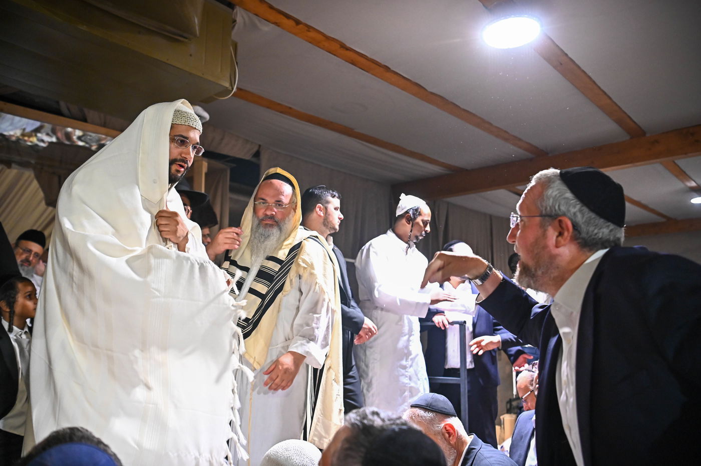 מוצאי ראש השנה אצל הגאון הינוקא