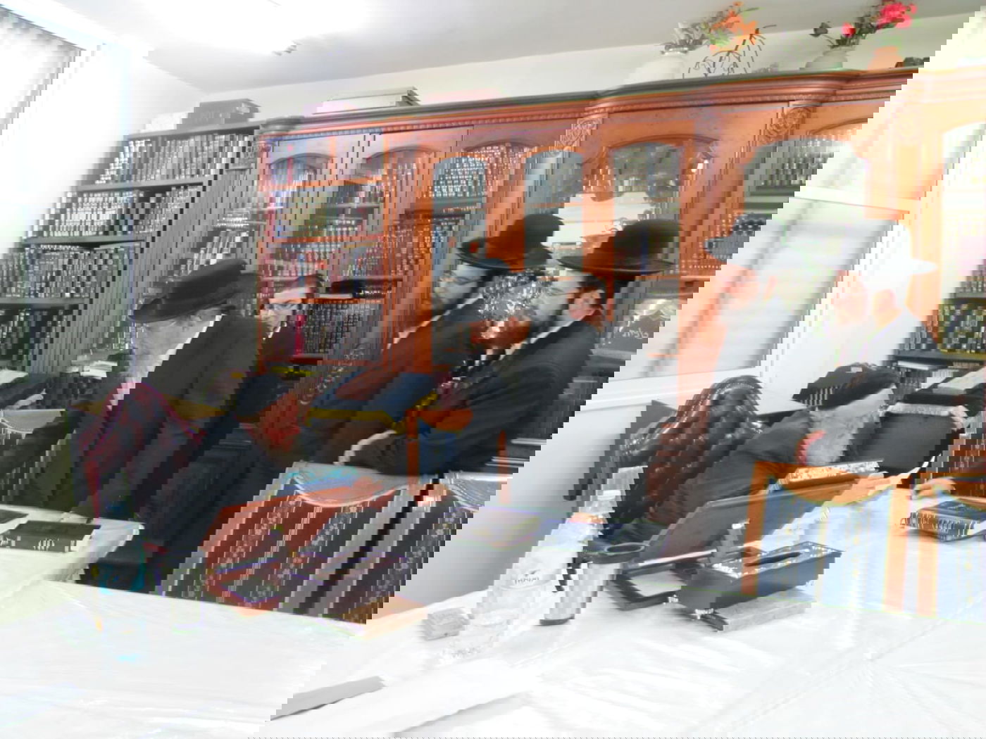 עם יבחלט"א האדמו"ר מסאסוב