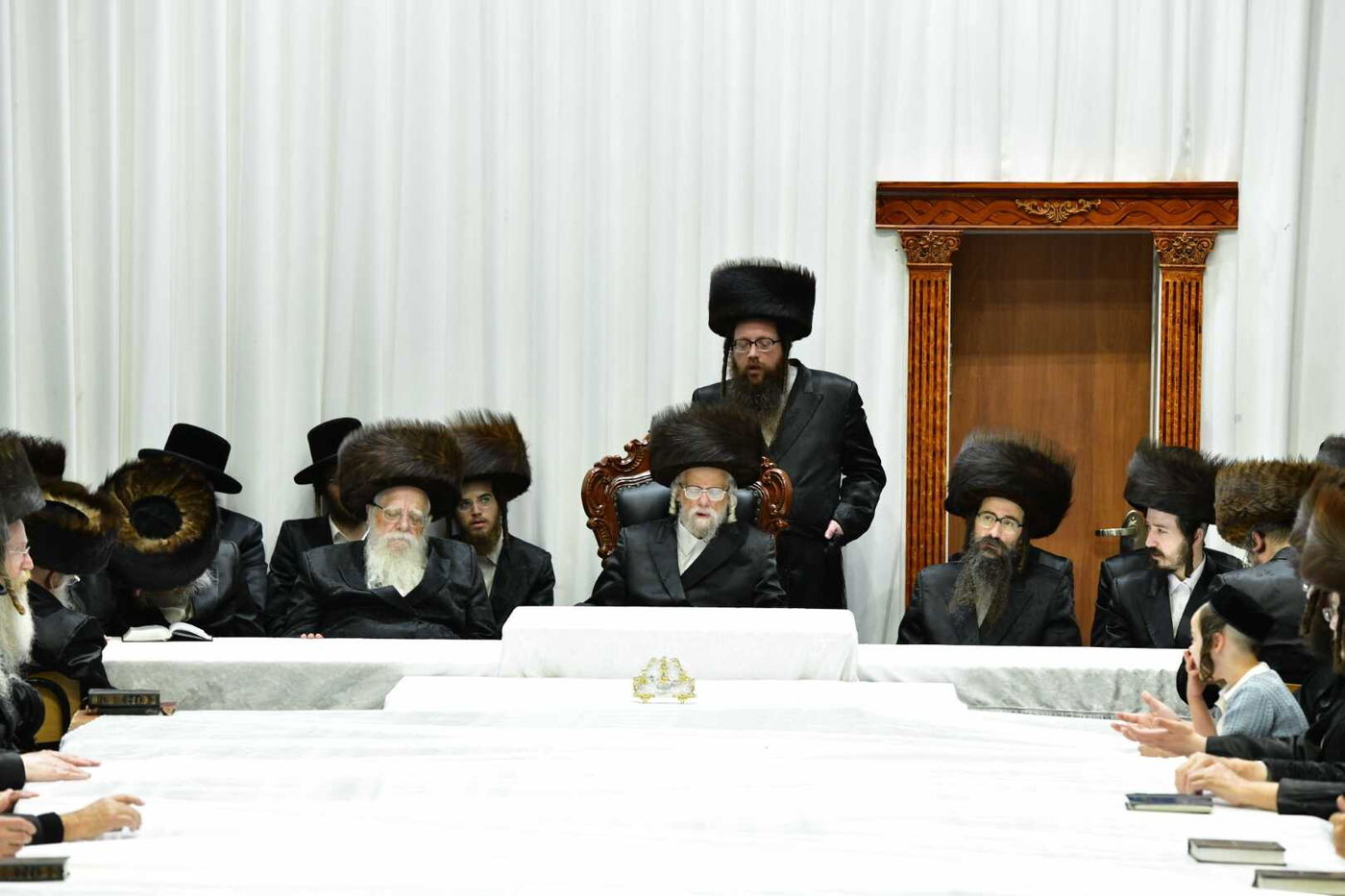 ראש השנה בחצה"ק סערט ויז'ניץ