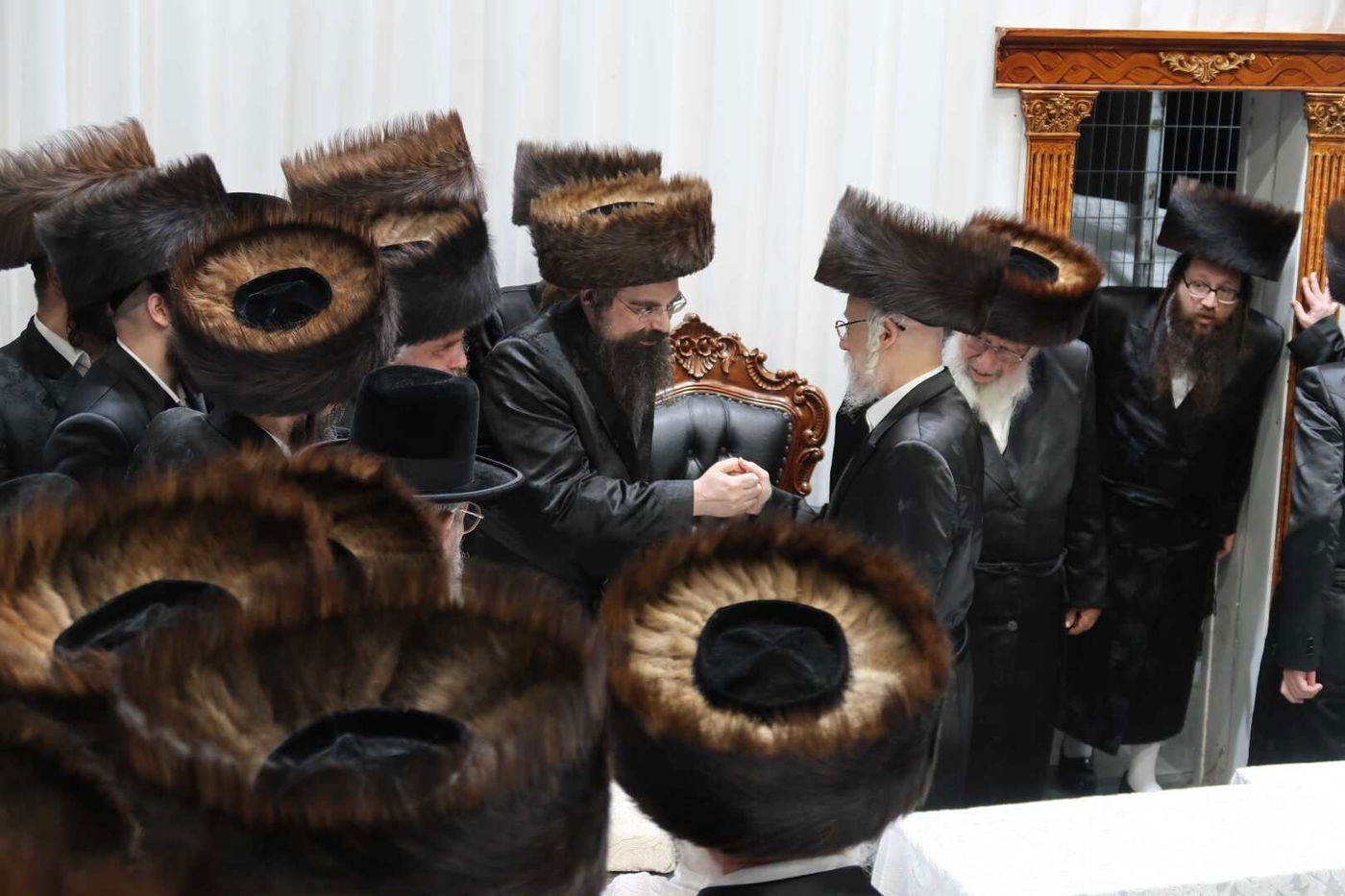 ראש השנה בחצה"ק סערט ויז'ניץ