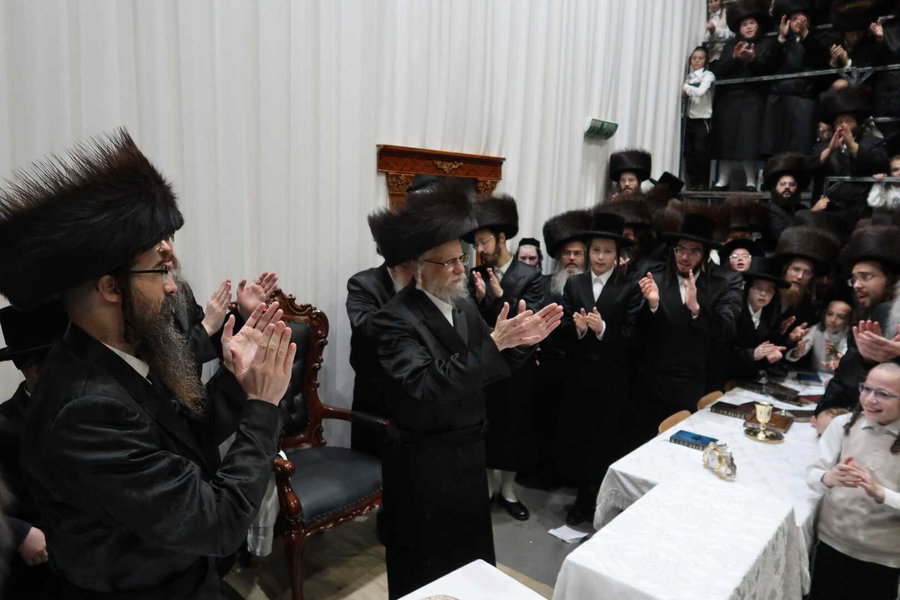 ראש השנה בחצה"ק סערט ויז'ניץ