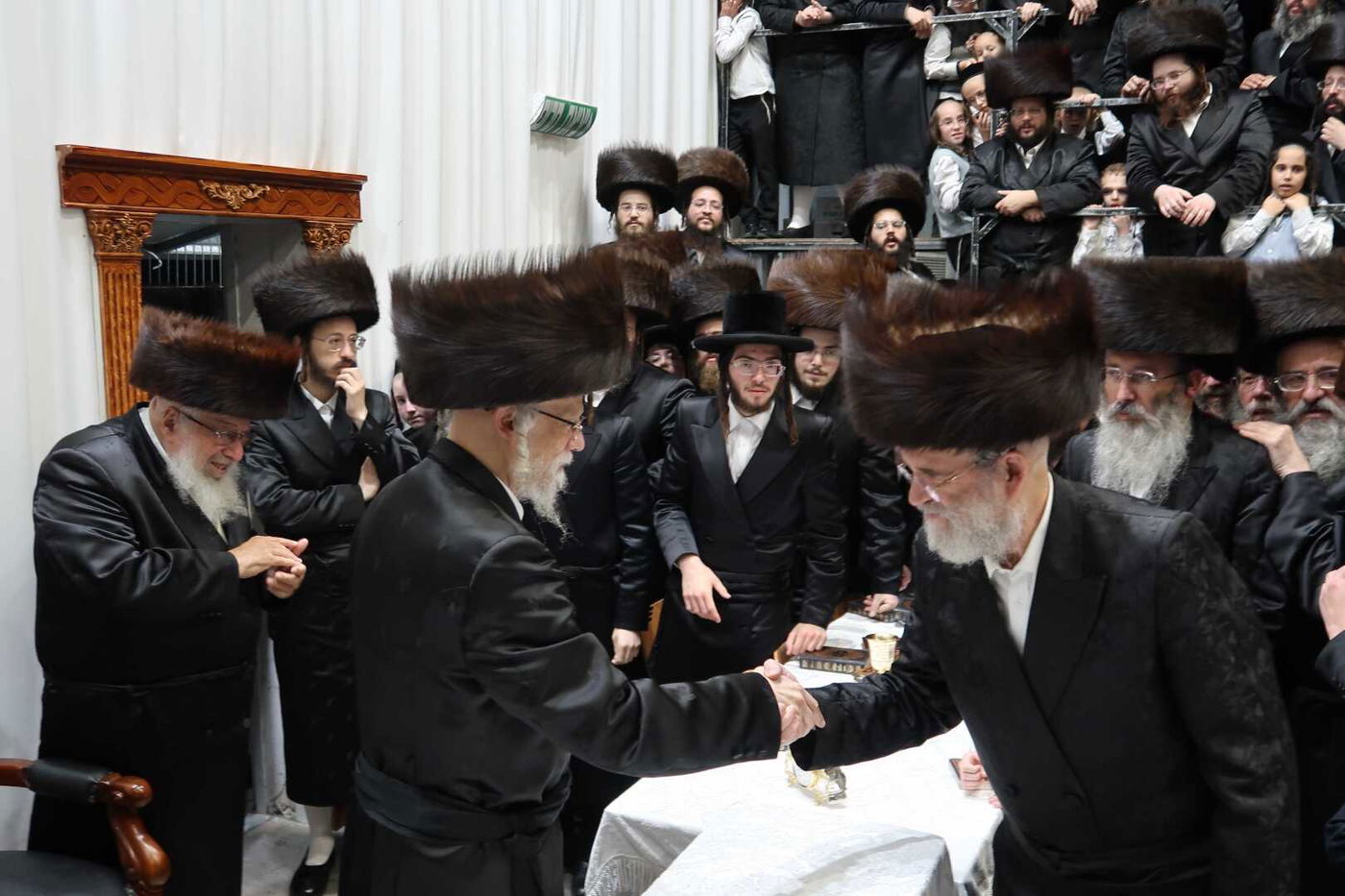 ראש השנה בחצה"ק סערט ויז'ניץ