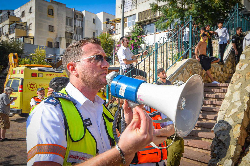 כיבוי השריפה ביישוב החרדי עמנואל