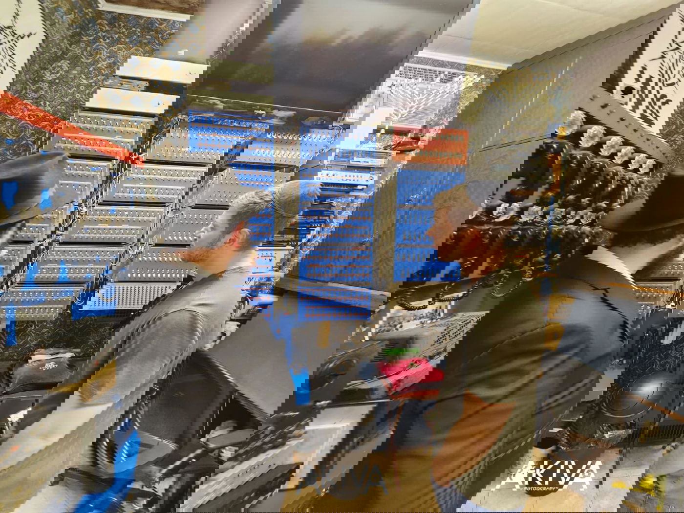 יאיר נתניהו בביקור במרכז העולמי של חסידות חב”ד