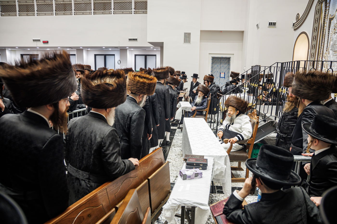 קביעת מזוזות וראש השנה בחצה"ק באבוב 45