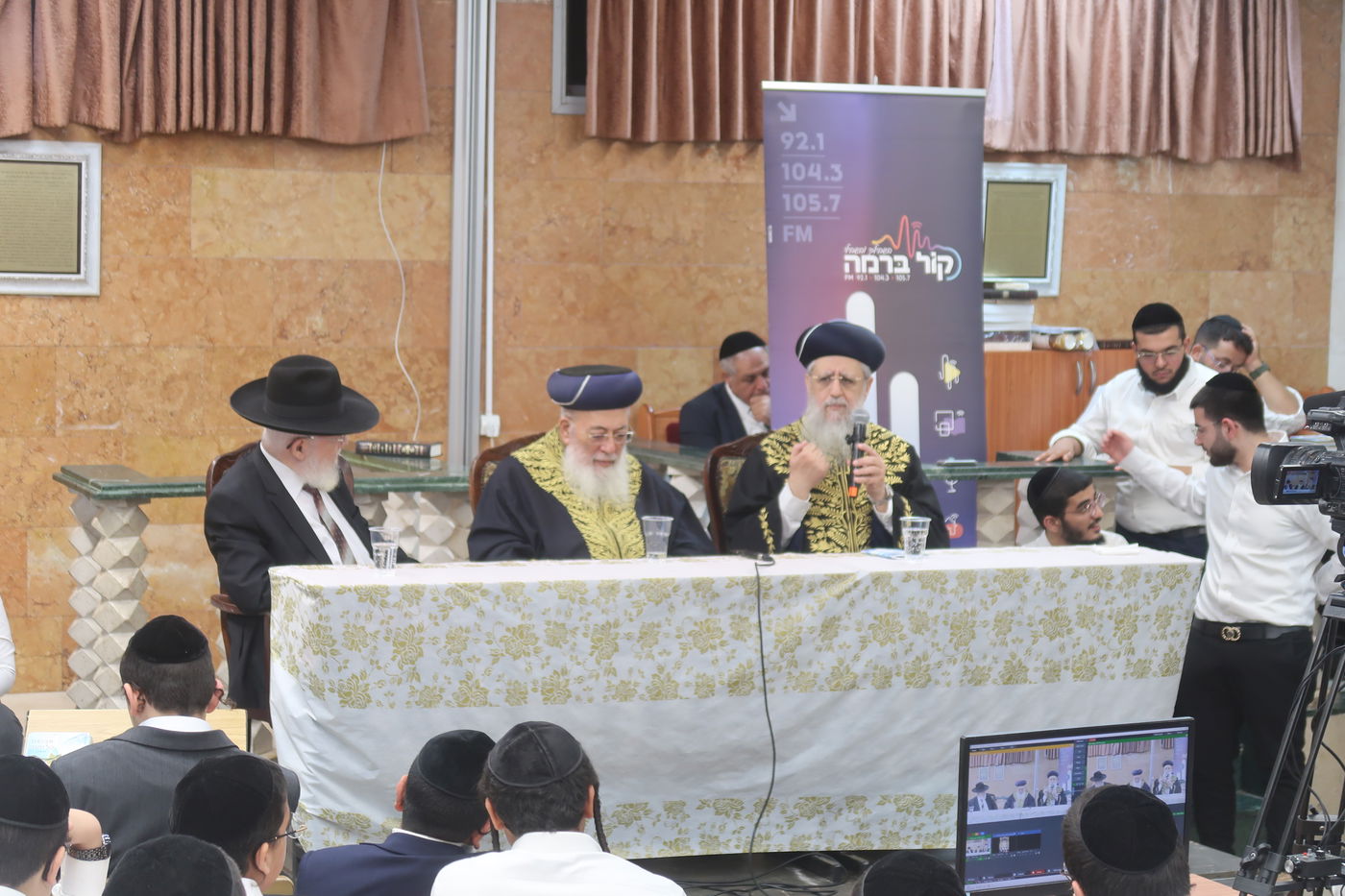 הראשלצי"ם הגר"ד יוסף והגרש"מ עמאר בכסא רחמים