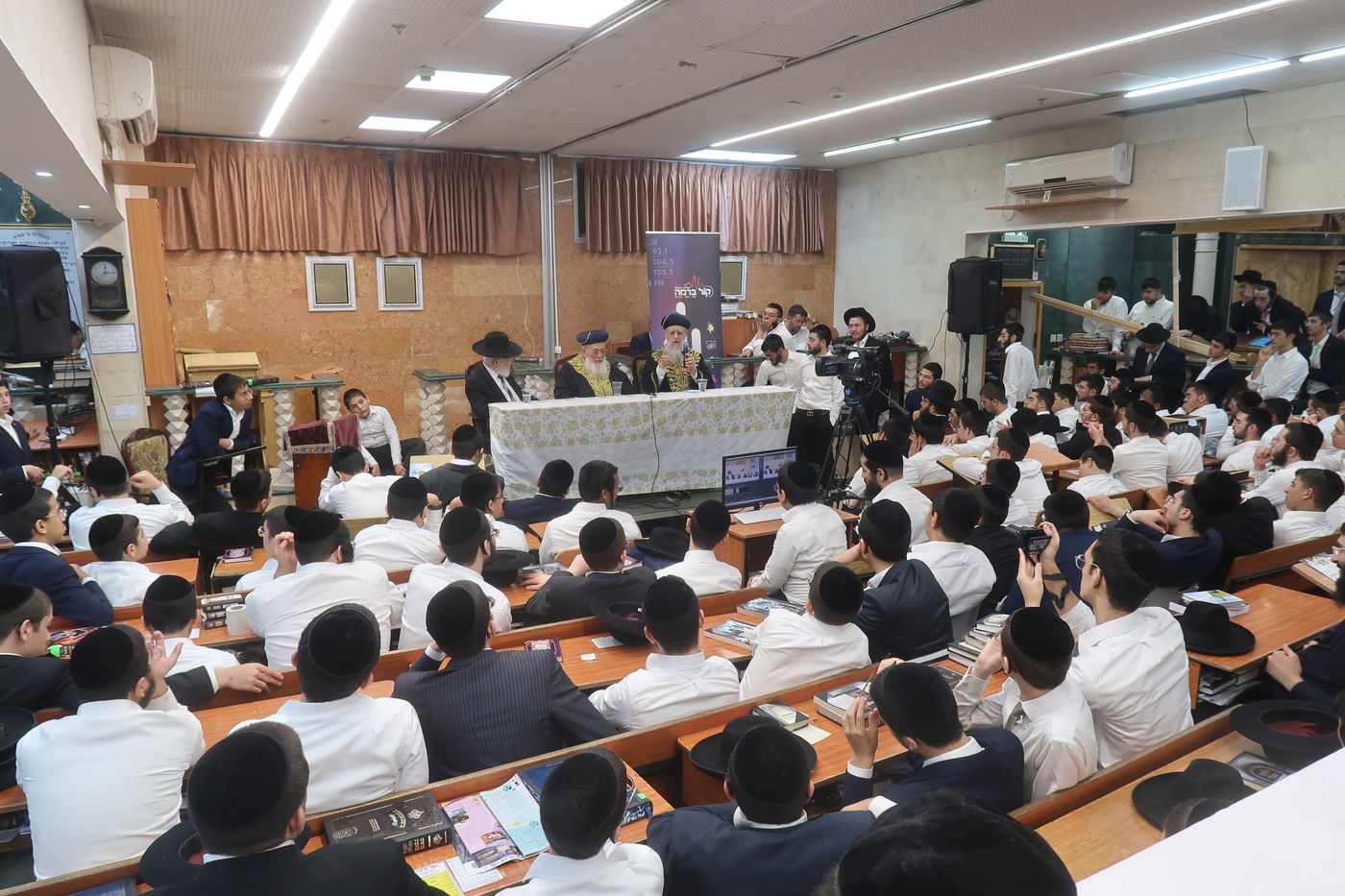 הראשלצי"ם הגר"ד יוסף והגרש"מ עמאר בכסא רחמים