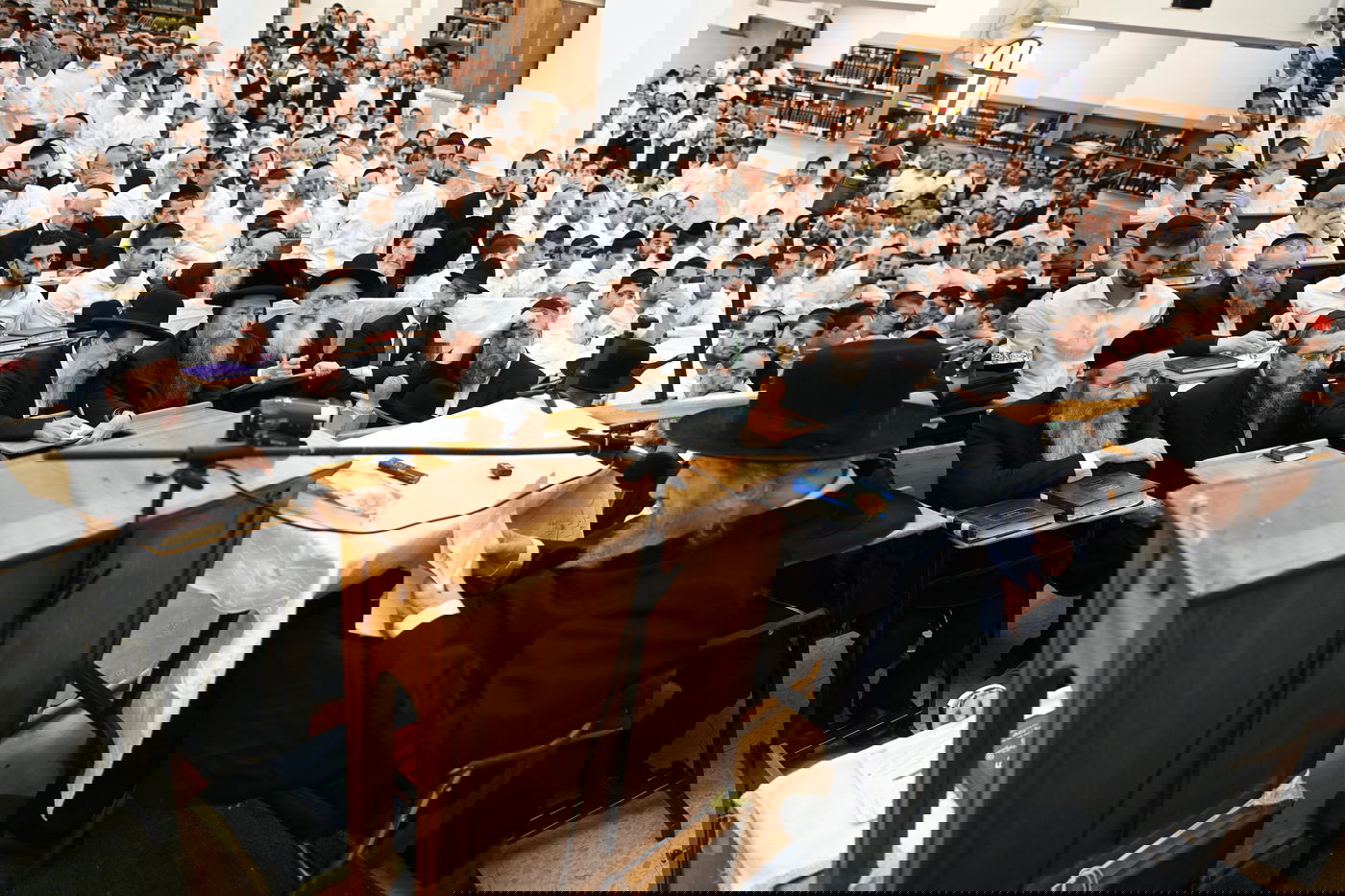 שיחת החיזוק של הגר"ד לנדו בישיבת מיר