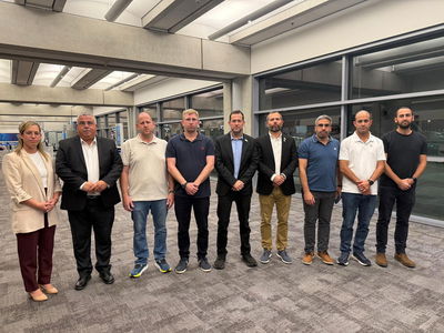 'משלחת חירום' לארה"ב