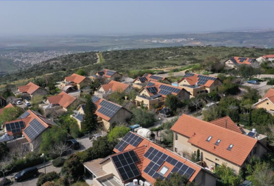 זו המניה שתדליק את שוק ההון? ההשקעה הסולארית שכולם עוקבים אחריה