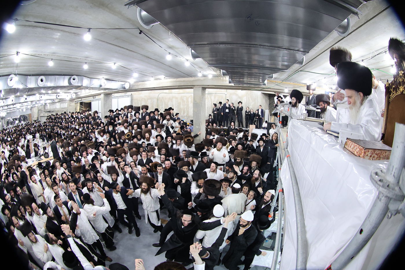 מוצאי ראש השנה אצל הגרי"מ מורגנשטרן