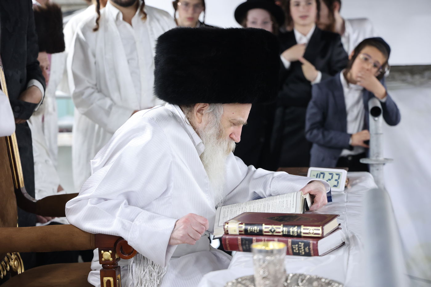 מוצאי ראש השנה אצל הגרי"מ מורגנשטרן