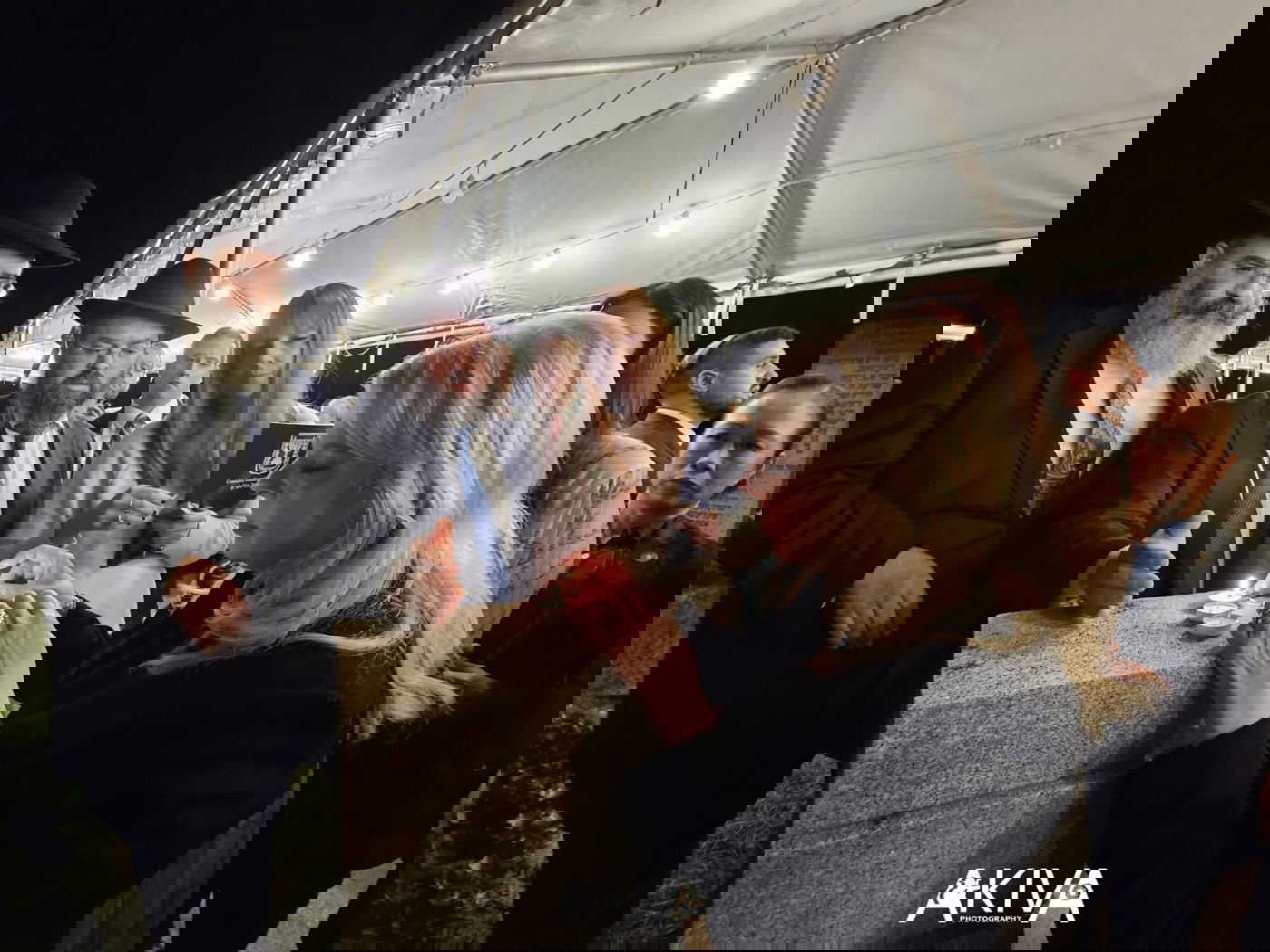 ערב הפגישה הגורלית עם טראמפ: שרה נתניהו נשאה תפילה באוהל הרבי מחב"ד