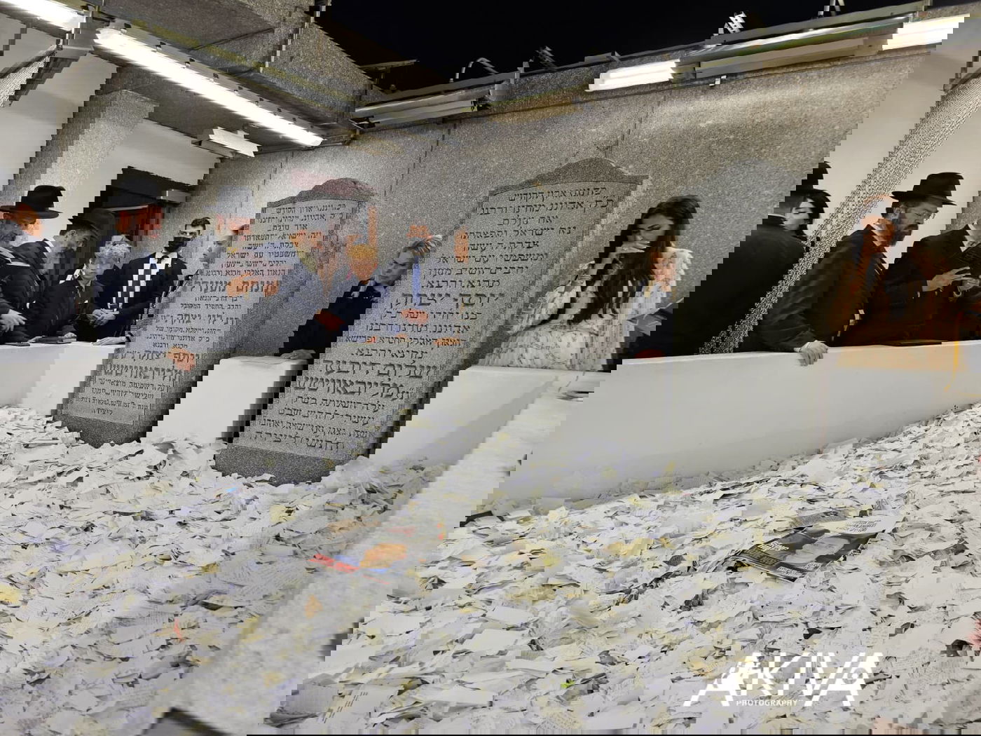 ערב הפגישה הגורלית עם טראמפ: שרה נתניהו נשאה תפילה באוהל הרבי מחב"ד