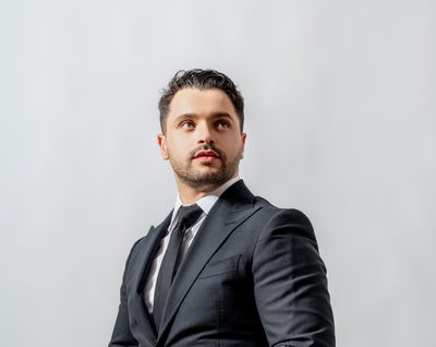 איציק דדיה בסינגל מרגש חדש: "כולי ממך"