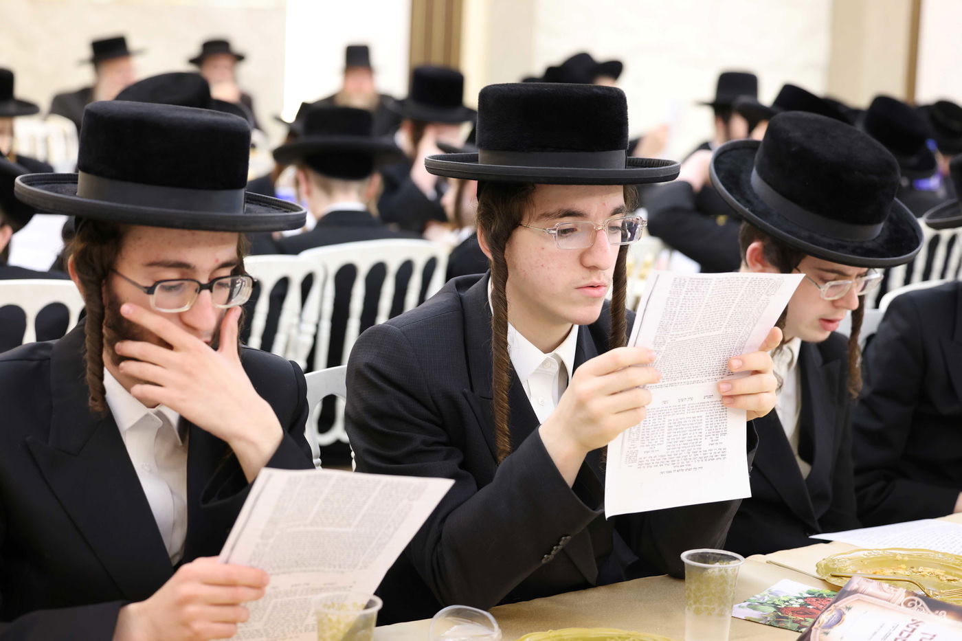 סיום מסכת גיטין בישיבת סאטמר ירושלים